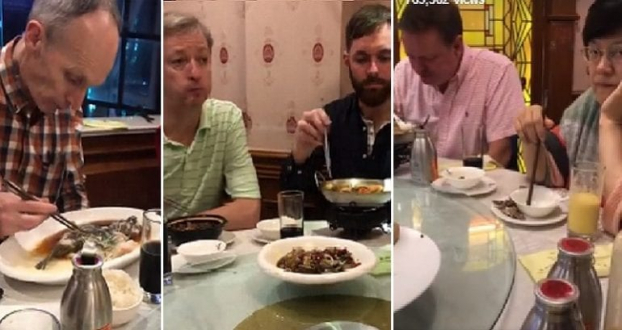 Khách Tây đi ăn đồ Trung Quốc nhưng lại chia mỗi người một món khiến dân mạng cười té ghế 0