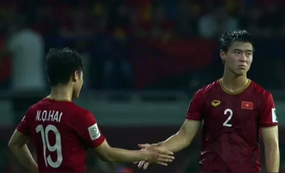 Chùm ảnh: ĐT Việt Nam buồn bã khi để thua thua tiếc nuối trước Nhật Bản 1