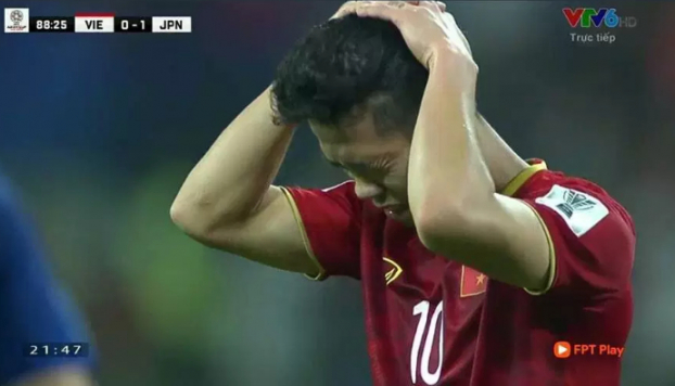 Chùm ảnh: ĐT Việt Nam buồn bã khi để thua thua tiếc nuối trước Nhật Bản 8