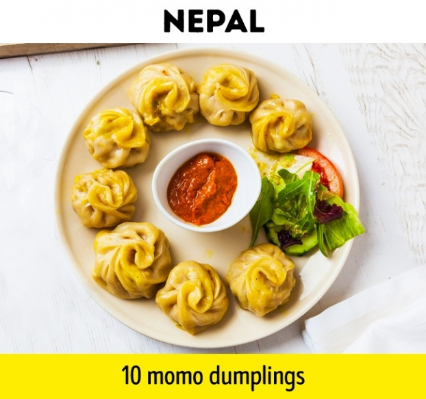   Tại Nepal, bạn có thể mua 10 cái bánh bao momo  