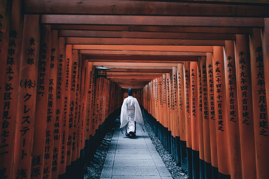 Đền Fushimi Inari Taisha ở Kyoto, Nhật Bản - ngôi đền 'ngàn cổng'