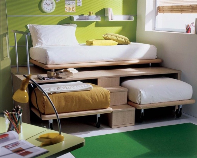 Giường có thể kéo ra kéo vào giúp tiết kiệm rất nhiều diện tích