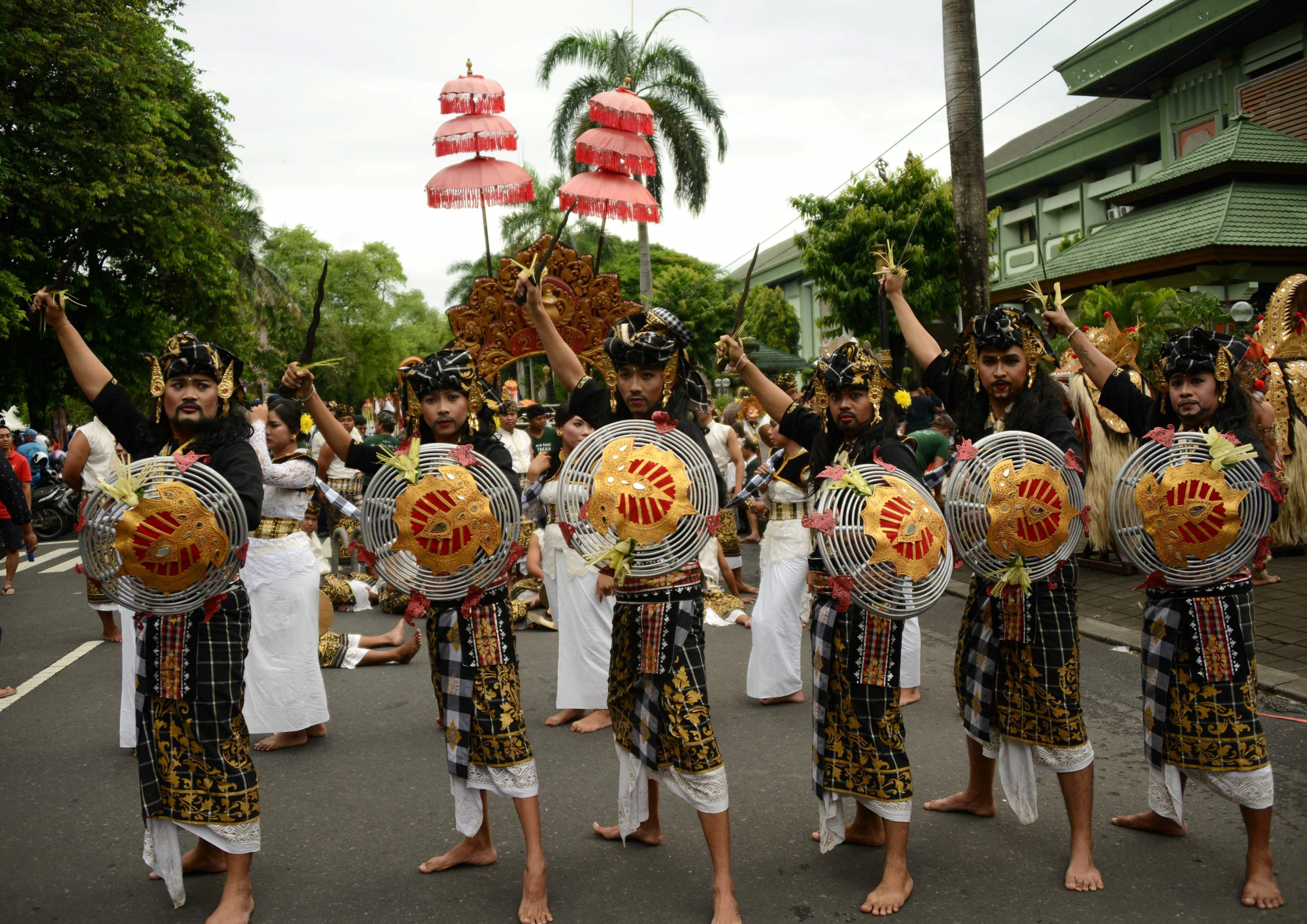Màn biểu diễn chào đón năm mới của người Bali