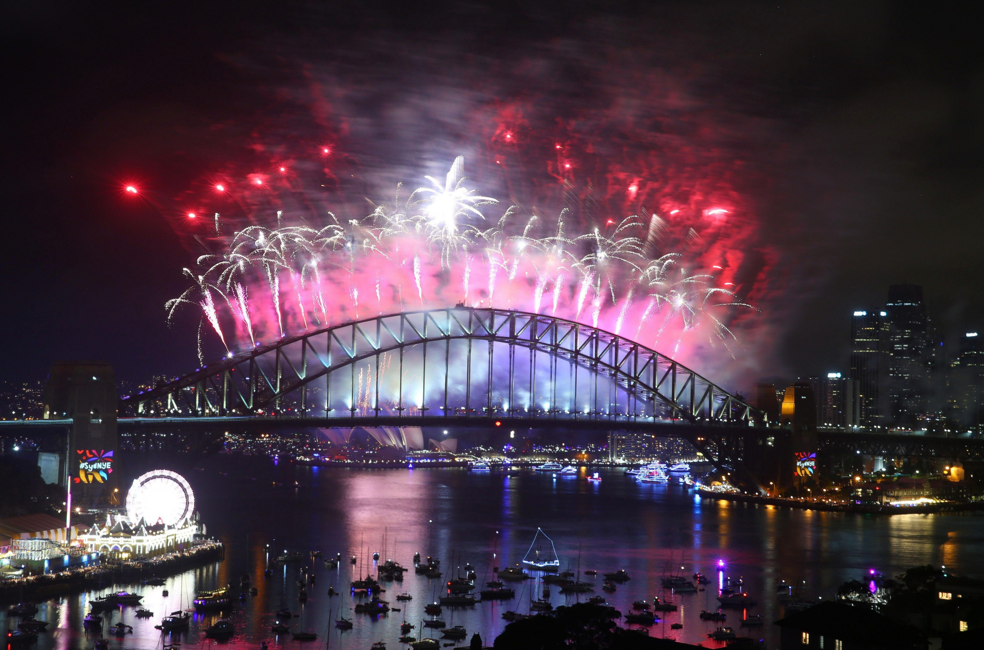 Pháo hoa ở Cầu cảng Sydney