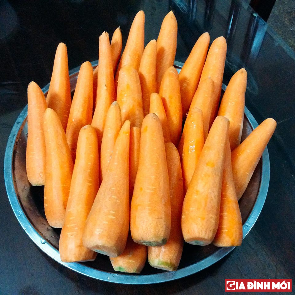 Cà rốt quê ăn sẽ thơm ngon hơn