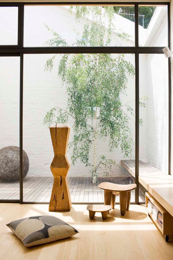 Sàn gỗ cùng các món đồ nội thất bằng gỗ là những gì bạn cần để mang phong cách Nhật đến ngôi nhà