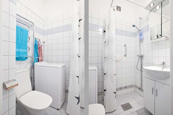 Phòng tắm nhỏ mà đầy đủ tiện nghi