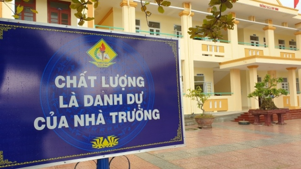   Trường THCS xã Duy Ninh, nơi xảy ra vụ việc cô giáo bắt cả lớp tát 231 cái vào mặt học sinh nói tục  