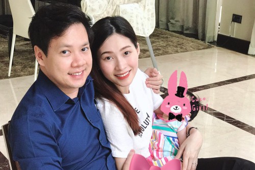 Hoa hậu Đặng Thu Thảo lần đầu khoe ảnh con gái 6 tháng tuổi 2