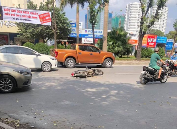 Hà Nội: Học sinh lái ôtô gây tai nạn liên hoàn 1
