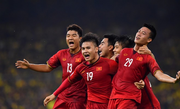 Quang Hải và đồng đội đang làm gì sau khi giành Cup vô địch? 0