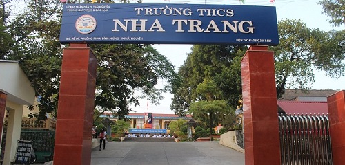   Trường THCS Nha Trang có chuyện học sinh mang tiền của bố mẹ đi chia cho các bạn trong lớp.  