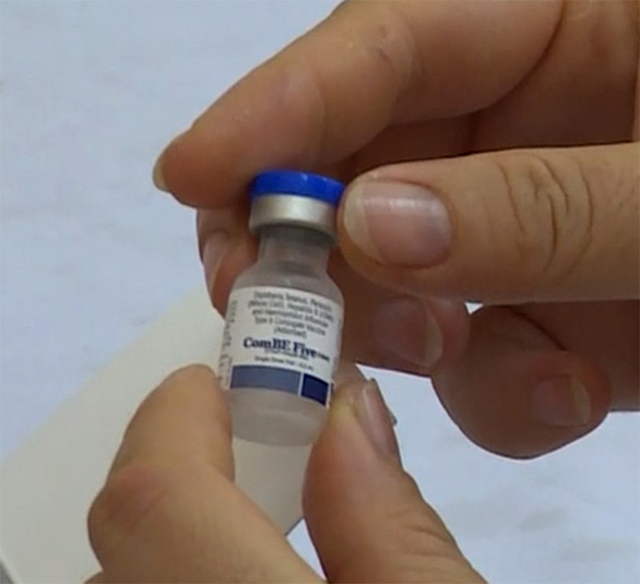   Bộ Y tế sẽ cấp lô vắc xin ComBE Five mới cho tỉnh Bình Định.  