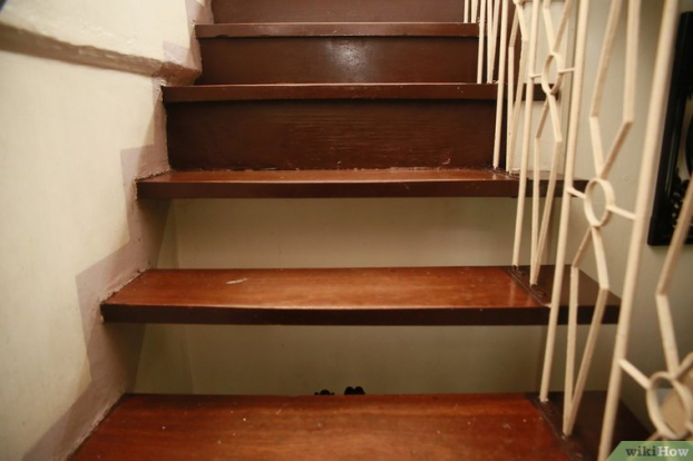 Cách xử lý cầu thang ngăn mọi tình huống tai nạn trong nhà bạn 4