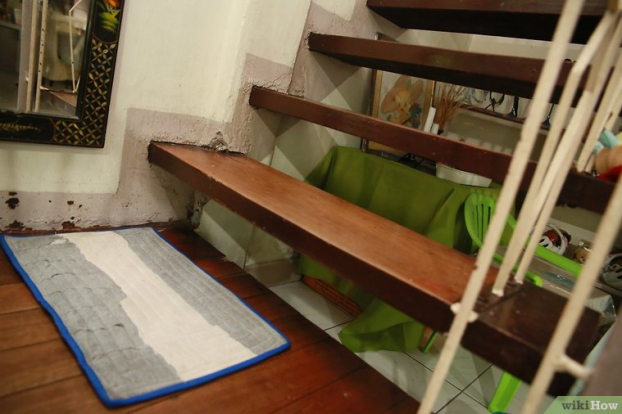 Cách xử lý cầu thang ngăn mọi tình huống tai nạn trong nhà bạn 6