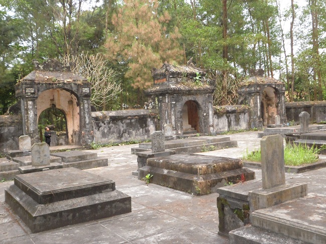 Thai-giam05