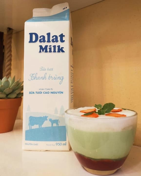 Strawberry Matcha Latte