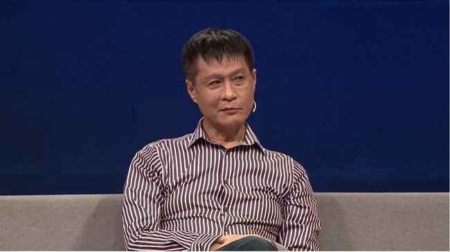 phat-ngon-phu-nu-lam-nghe-nail-ban-hang-online-co-hoc-van-thap-dao-dien-le-hoang-gay-tranh-cai-du-doi-1-2021-10-22-20-33