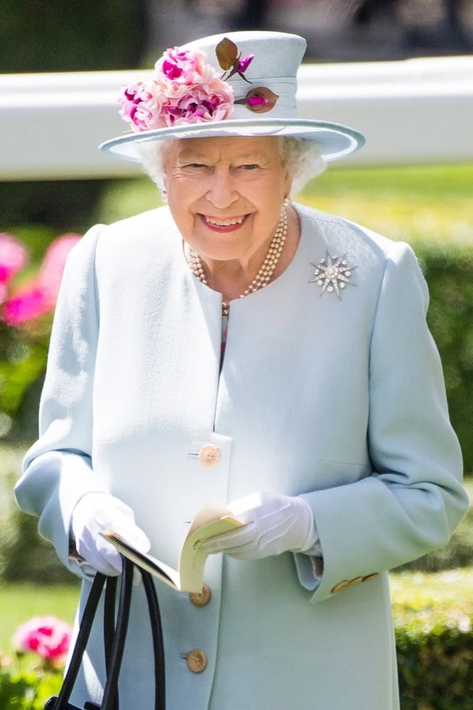Nữ hoàng Anh Elizabeth II