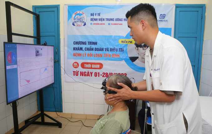 Khám, điều trị miễn phí cho bệnh nhân rối loạn tiền đình tại Thừa Thiên Huế
