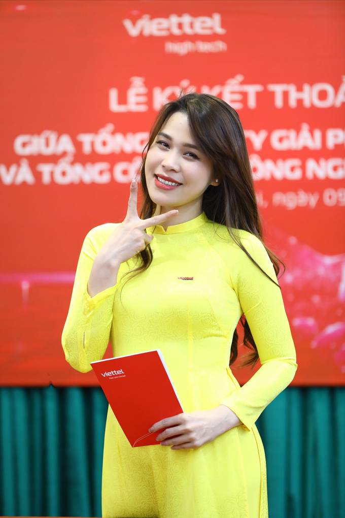 MC Dao Duyên bất ngờ trải lòng câu chuyện phía sau sân khấu