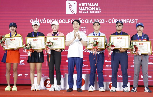 Nhất Long và Chúc An vô địch giải Golf quốc gia 2023 – Cúp Vinfast