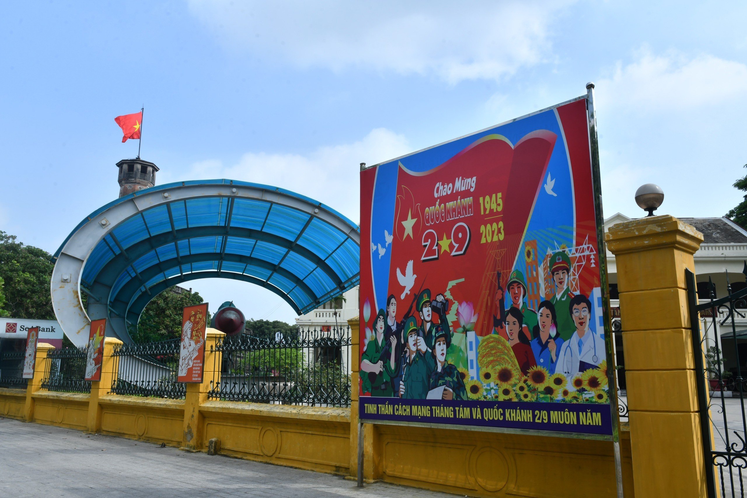 Hà Nội rực rỡ cờ hoa chào mừng ngày quốc khánh