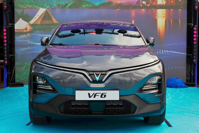 VF 6 6