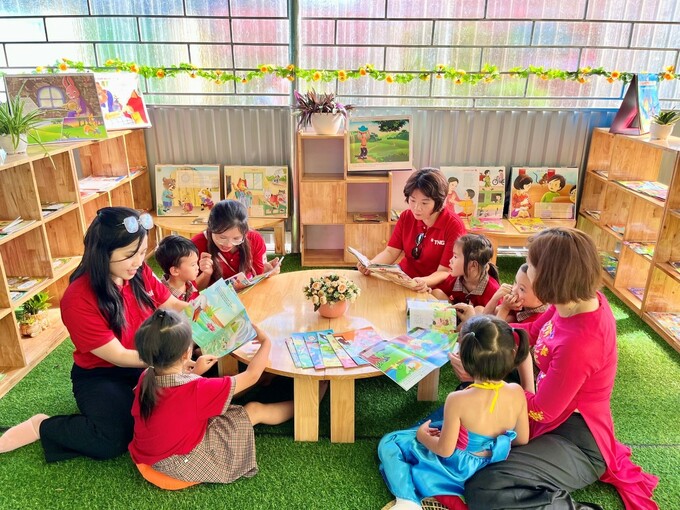 Xây thư viện xanh, TNS Holdings mang niềm vui đọc sách cho trẻ thơ