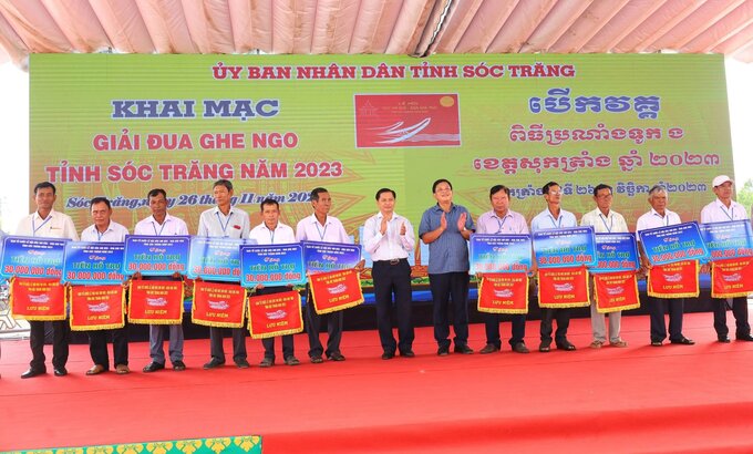 46 đội tranh tài giải Đua ghe Ngo truyền thống tỉnh Sóc Trăng năm 2023