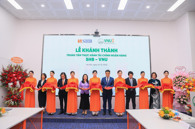 Khánh thành “Trung tâm thực hành Tài chính Ngân hàng SHB – VNU” tại ĐHQG