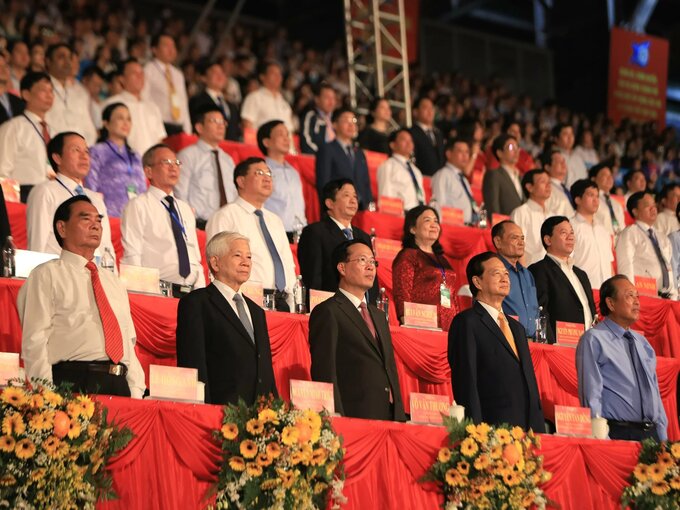 Ảnh: Lễ kỷ niệm 20 năm thành lập TP. Cần Thơ trực thuộc Trung ương