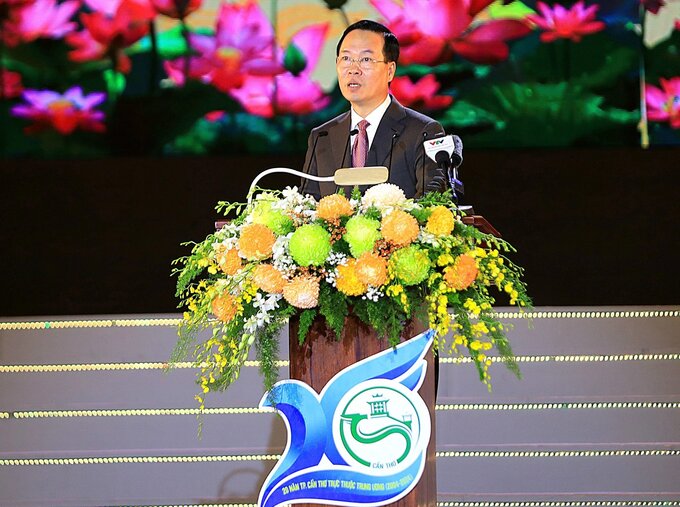 Ảnh: Lễ kỷ niệm 20 năm thành lập TP. Cần Thơ trực thuộc Trung ương