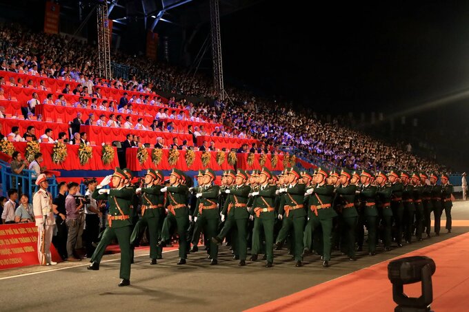 Ảnh: Lễ kỷ niệm 20 năm thành lập TP. Cần Thơ trực thuộc Trung ương