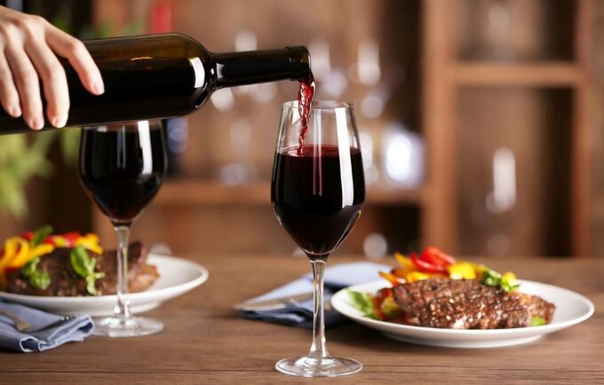 Rượu nào ít gây hại cho gan?
