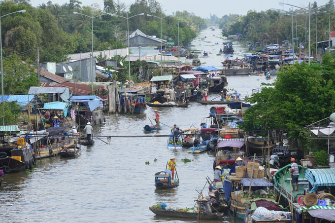 Vang bóng một thời chợ nổi Ngã Năm