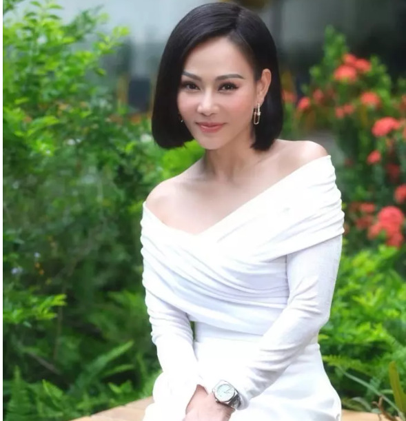 Ca sĩ Thu Minh: Vợ chồng tôi hay 'choảng nhau' vì đều nóng tính