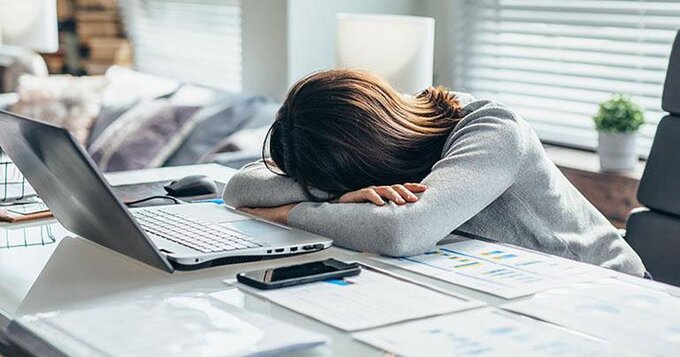Ngủ đủ giấc nhưng vẫn mệt mỏi có phải dấu hiệu ung thư?