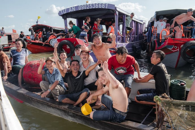 Độc đáo lễ hội hàng trăm năm tại miền Tây