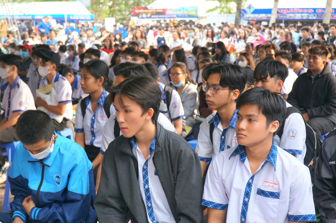 Hàng chục ngàn học sinh Cần Thơ tham gia tư vấn tuyển sinh