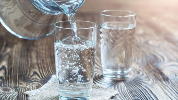 Uống nước giảm cân có được không?