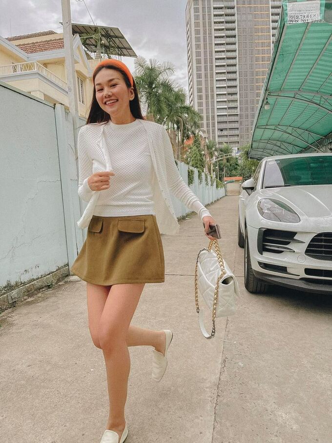 Học Hà Hồ và Thanh Hằng 10 cách diện chân váy trẻ trung ở tuổi ngoài 40