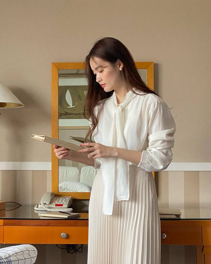 Chớm hè, sắm ngay 5 kiểu áo điệu đà nâng tầm phong cách