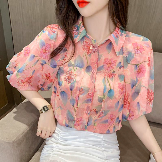 Chớm hè, sắm ngay 5 kiểu áo điệu đà nâng tầm phong cách