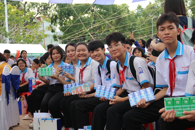 Quốc tế thiếu nhi sôi nổi, khởi đầu mùa hè nhiều hoạt động lý thú cho trẻ em