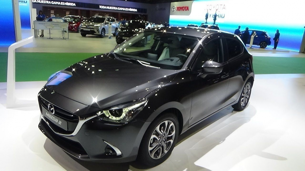 2019-mazda-2-exterior-and-interior-review