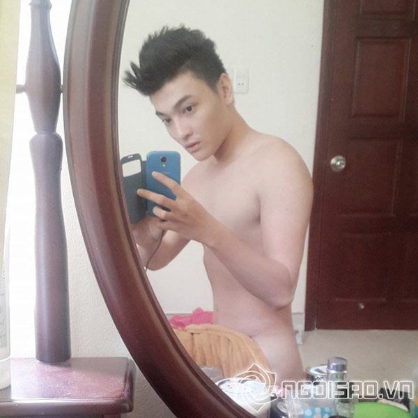 hot-boy-cua-phi-thanh-van-tung-anh-phan-cam-o-nha-ve-sinh-giadinhonline.vn 4