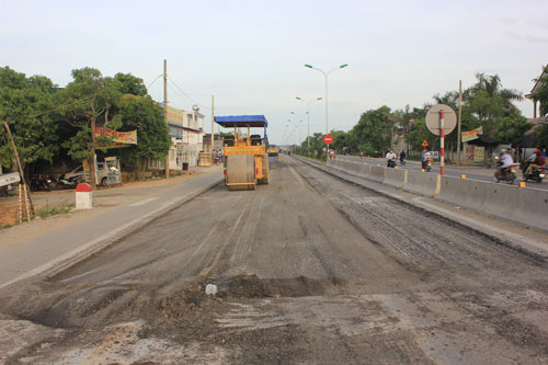 moi-dua-vao-su-dung-quoc-lo-1a-phai-sua-chua-giadinhonline.vn 9