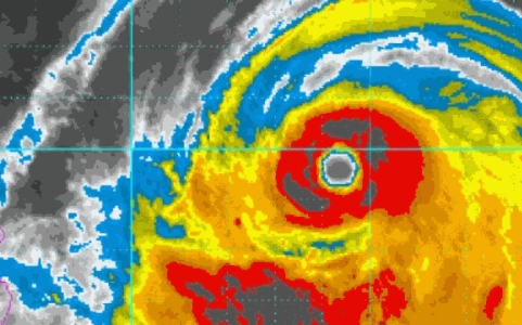 sieu-bao-neoguri-sap-do-bo-vao-nhat-ban-giadinhonline.vn 1