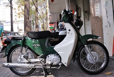 honda-cub-huyen-thoai-vang-bong-mot-thoi-cua-honda-giadinhonline.vn 3